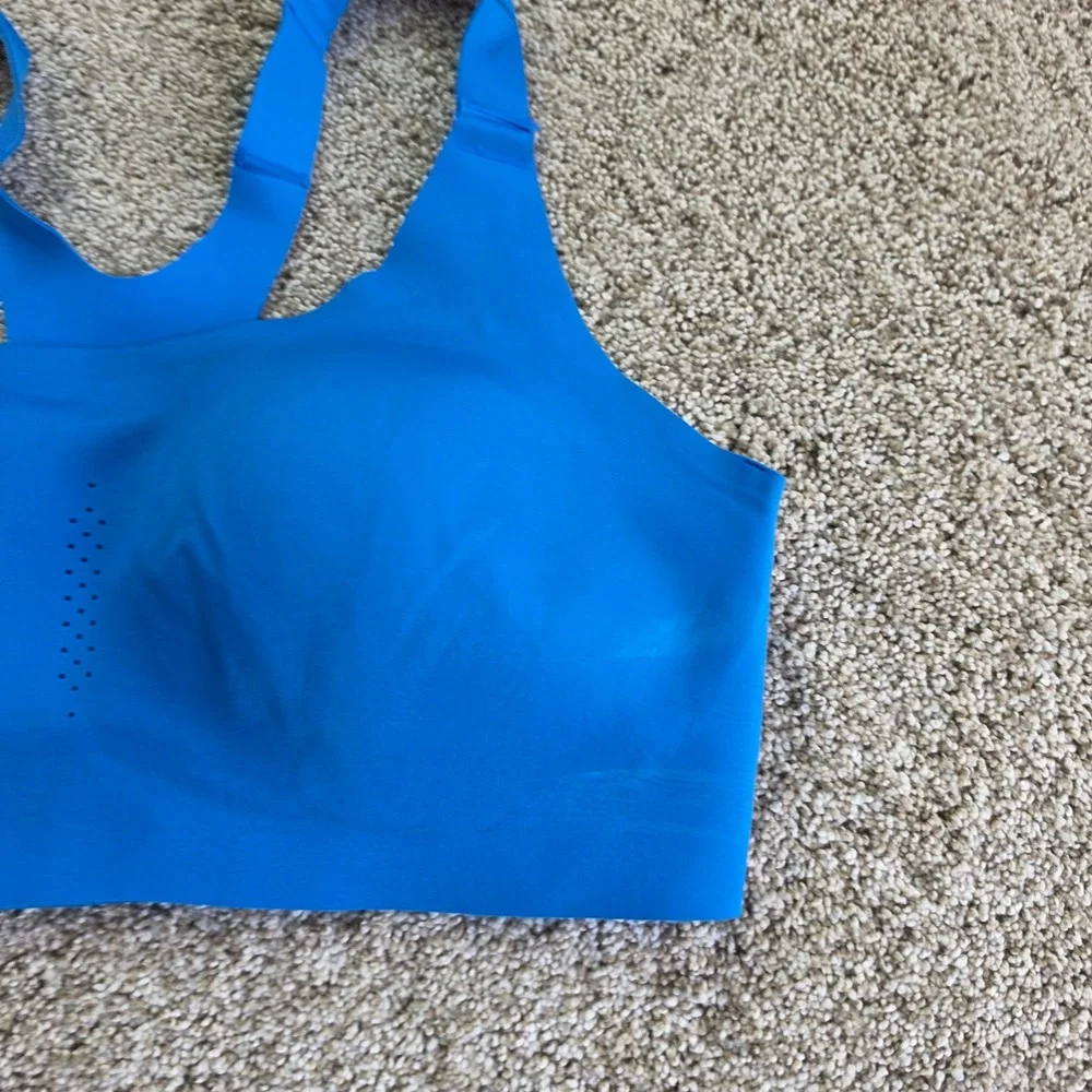Brooks Dare Scoopback Sports Bra Womens 38D Blue Outdoor Casual Lightweight Run